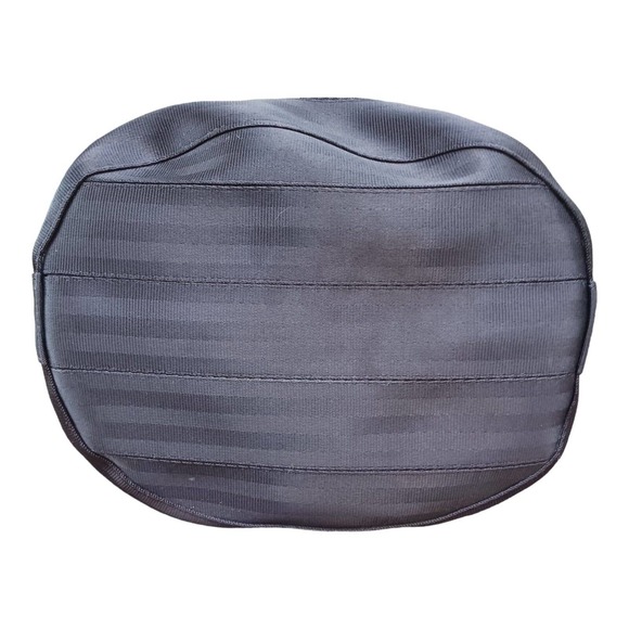 Harveys Seatbelt Bag Berkeley Bucket Purse Black Mint Condition - Picture 8 of 16